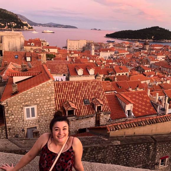 Meet your Posher, Bianca - Picture 1 of 1